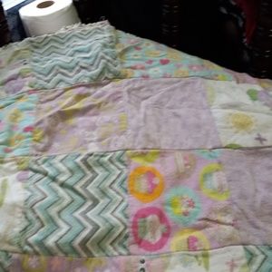 Quilted owl blanket